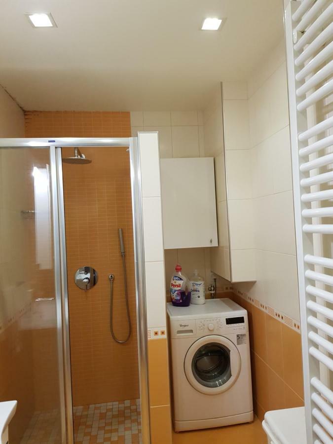 Apartamento Hulk Vrsac Exterior foto